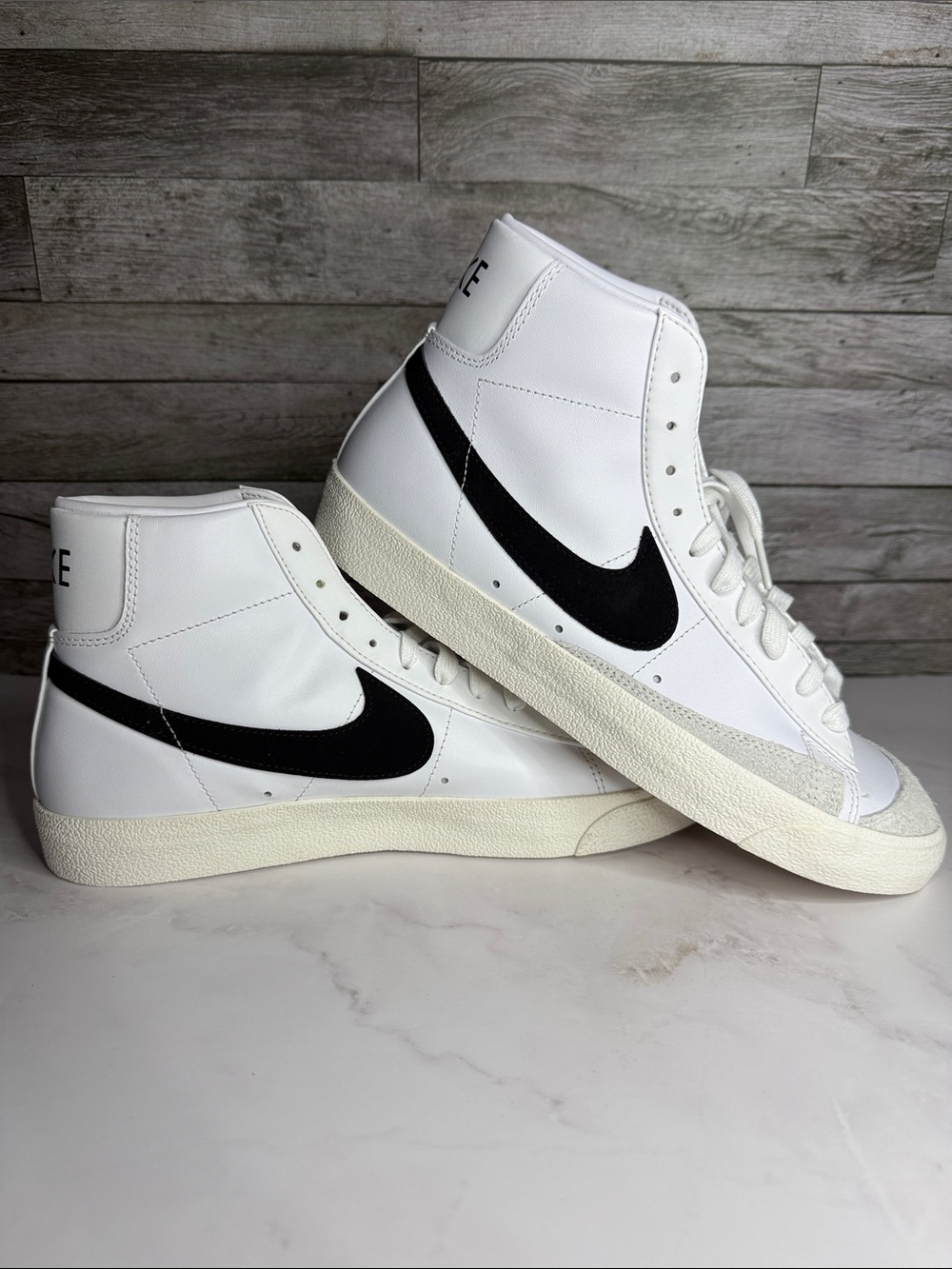 Nike Blazer Mid ‘77 Vintage White Black Leather HighTop Sneakers W 12/M 10.5 NEW